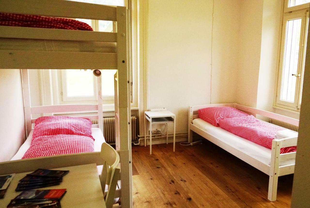 Hostel Adventure *